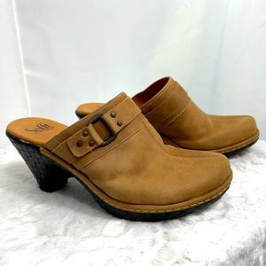 Sofft Mules tan suede leather clogs 8